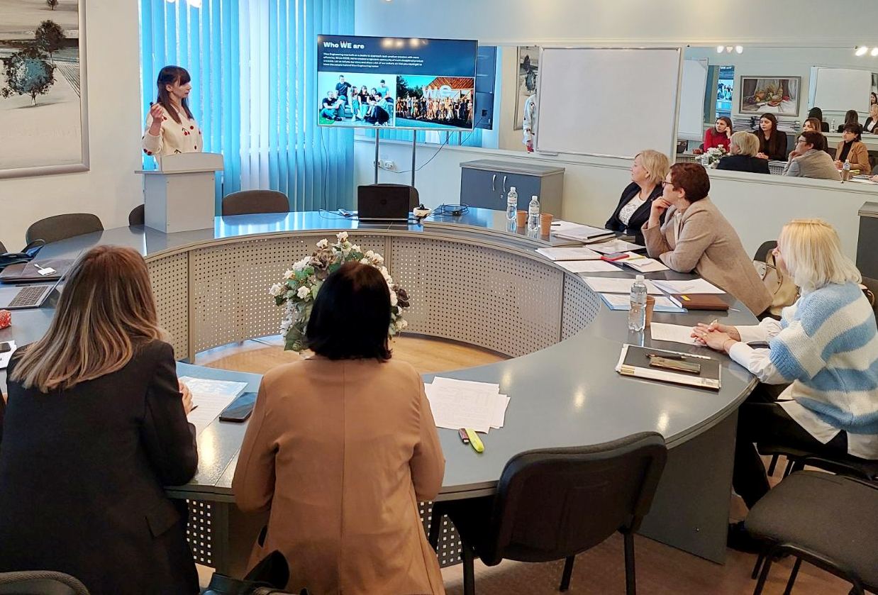 Робочі моменти захисту-цікаві презентації виступів захоплюють слухачів